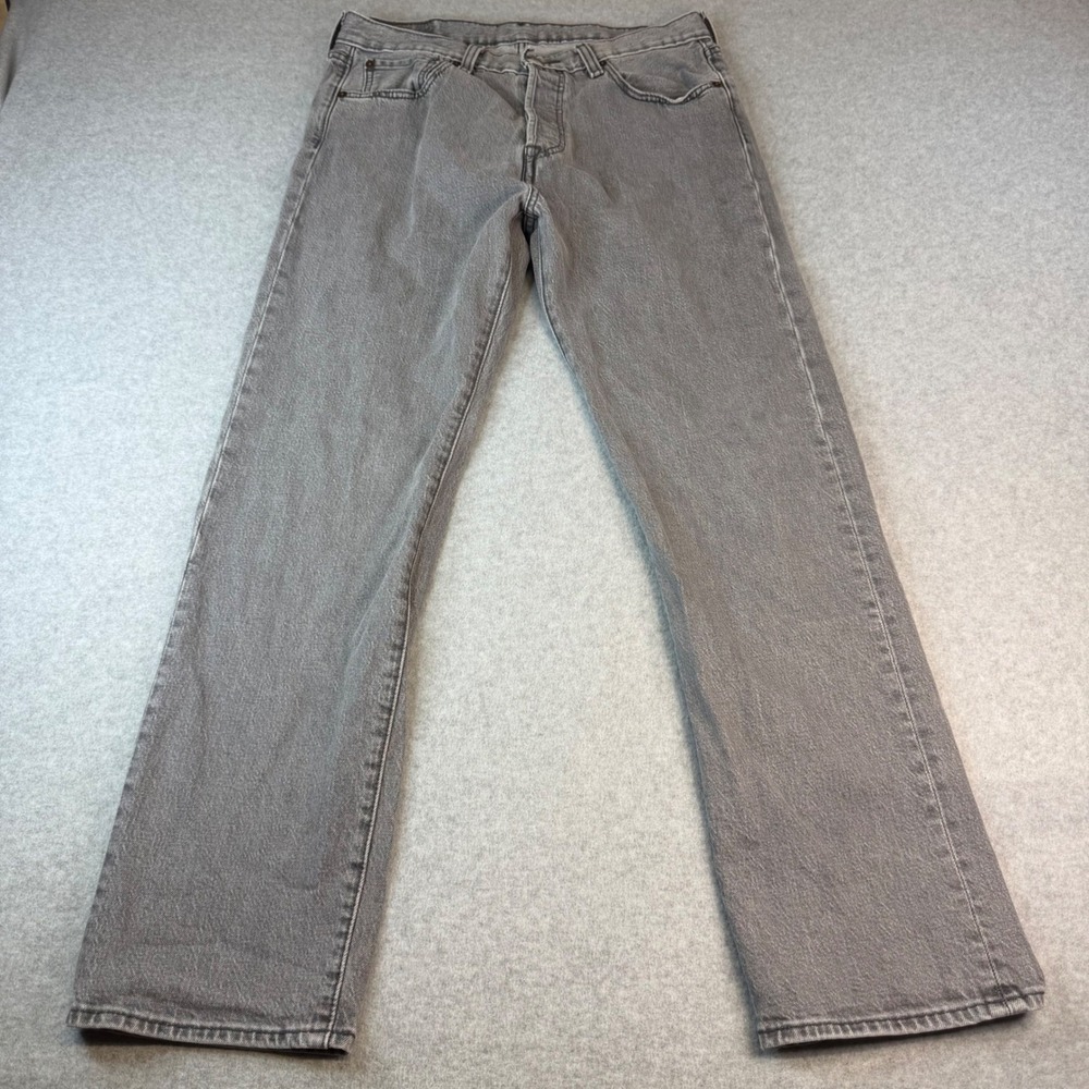 Levis 501 Original Fit Grey Jeans Mens 32x30 Button Fly Straight Leg Denim
